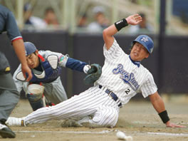 ��^�L���@塁�B�eりバントで�G塁に�iんだ�����]�k�^が���Bの���e��でホームイン