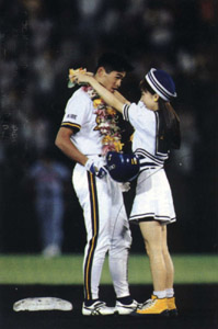 1994-0920-2Ichiro-1.JPG (23263 bytes)