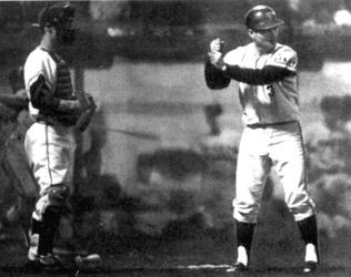 NakashimaShigeo002-1.JPG (27598 bytes)